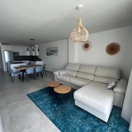 Holiday home Casa Banderas Piscines Padel Sport Barbecue Cascades Et Vue *