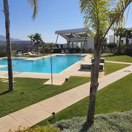 Casa Banderas Piscines Padel Sport Barbecue Cascades Et Vue Holiday home *